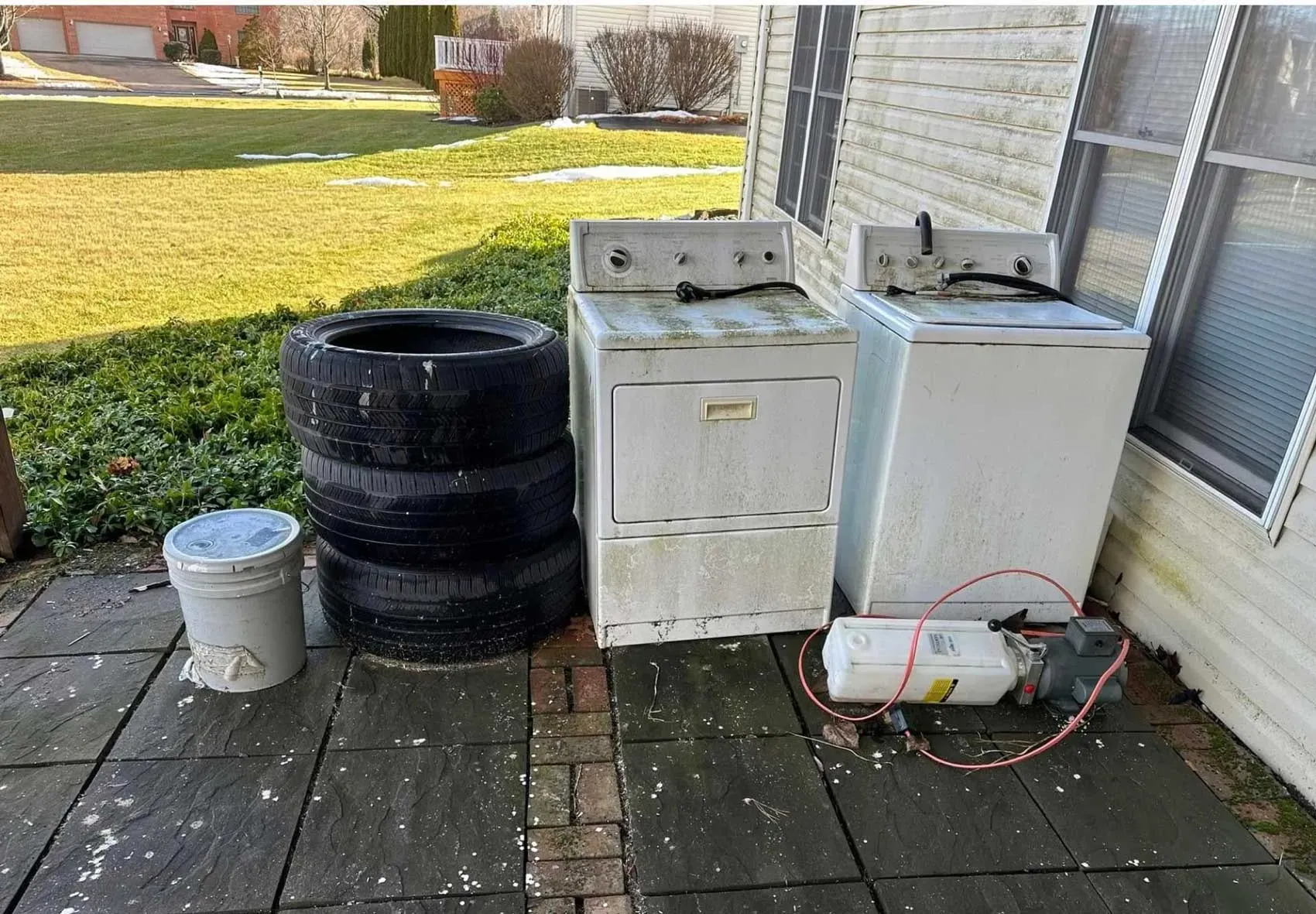 Cleanout Services include removing old appliances from your property